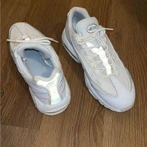 Nike Air Max 95 Triple White sz 10
